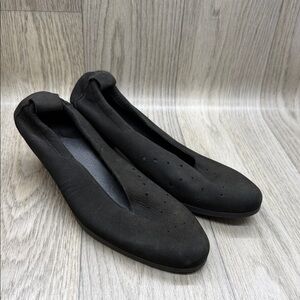 Arche Black Suede Block Heel Shoes